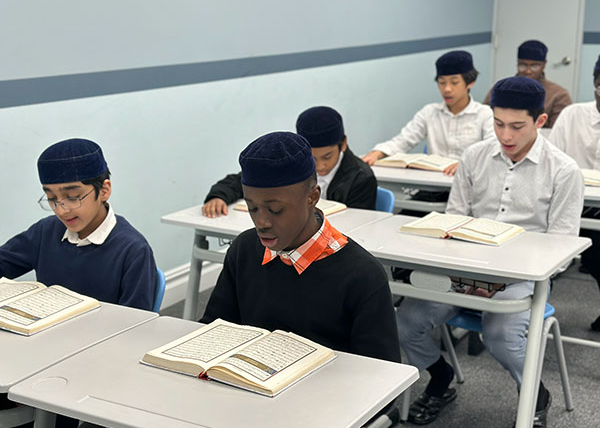 Isabet School 08